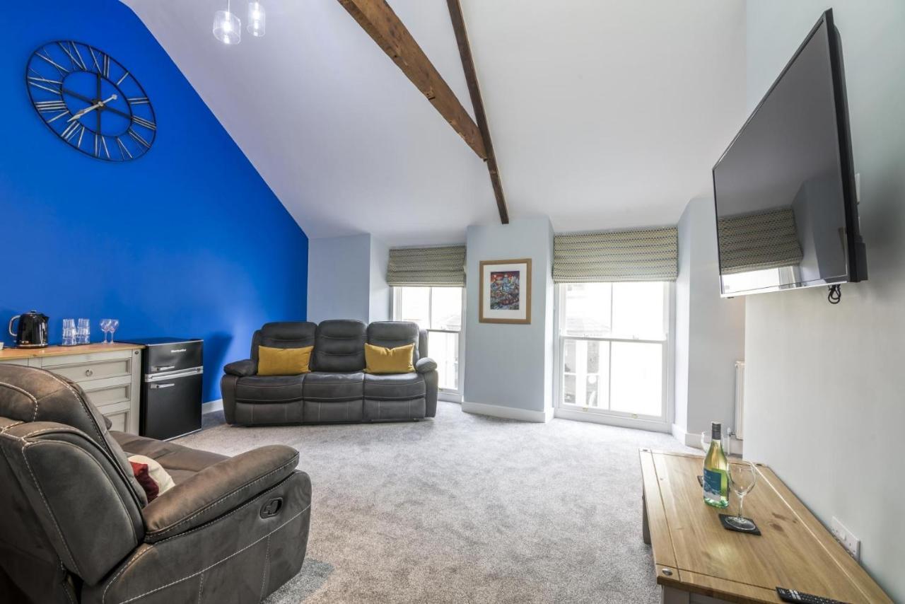 To Mawr - 2 Bedroom Apartment - Tenby Zewnętrze zdjęcie
