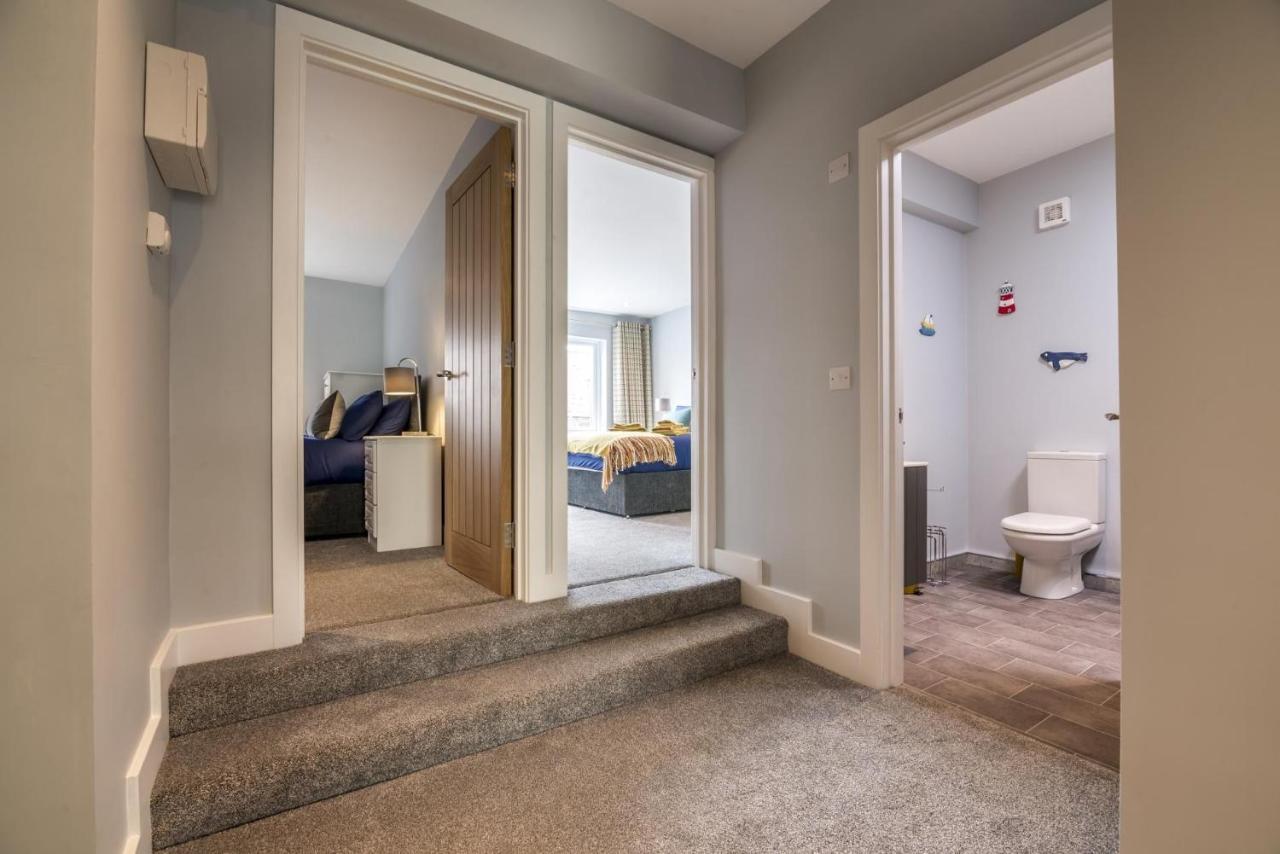 To Mawr - 2 Bedroom Apartment - Tenby Zewnętrze zdjęcie